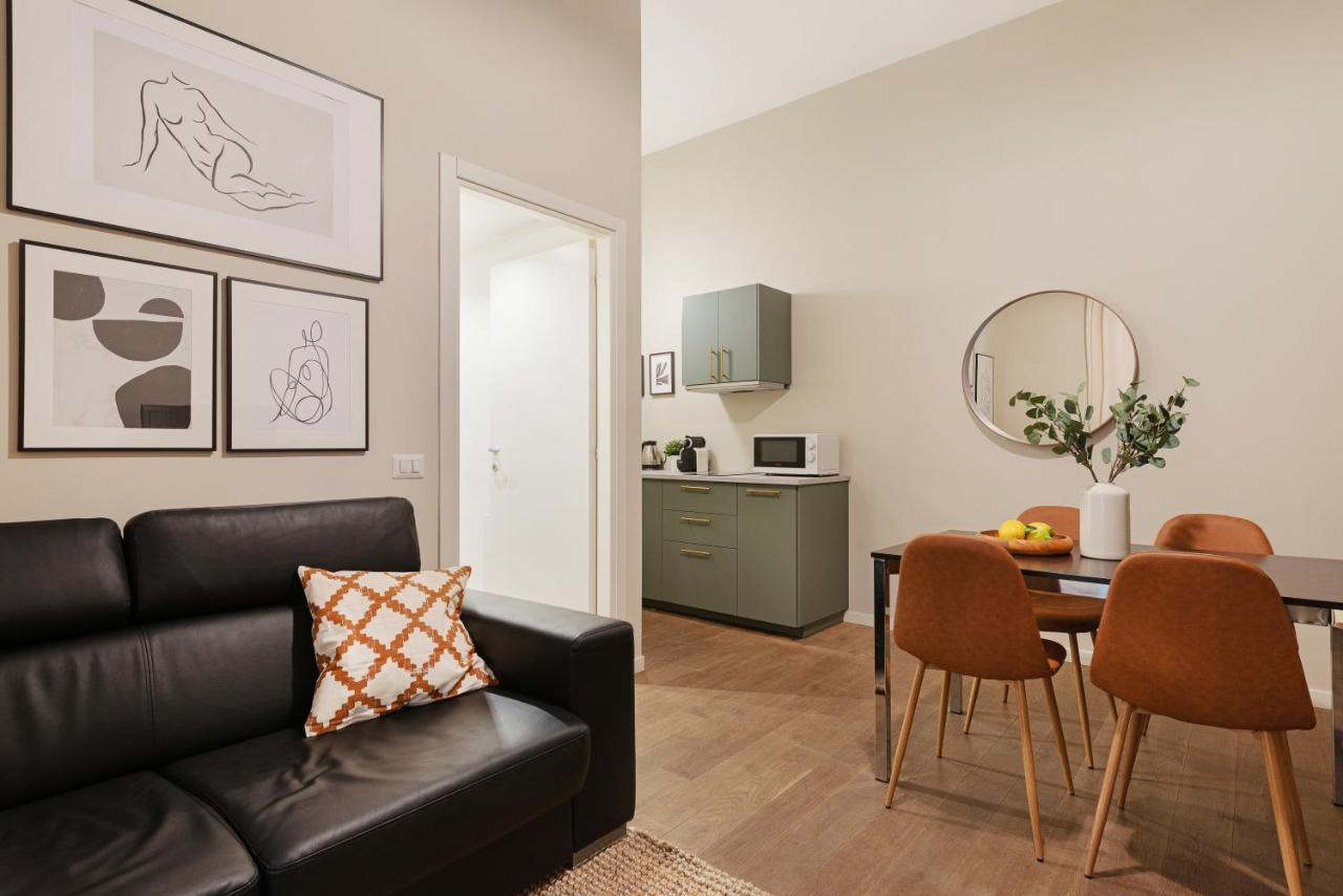 New & Cozy Apt In Porta Romana Milan Bagian luar foto