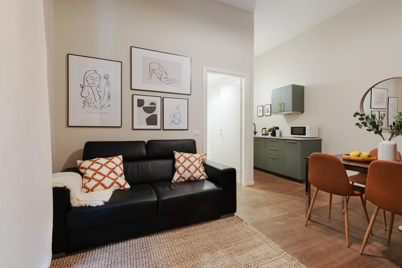 New & Cozy Apt In Porta Romana Milan Bagian luar foto